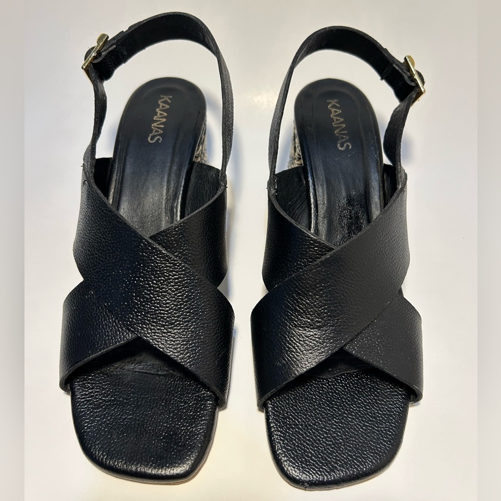 Kaanas Black Crisscross Sandals